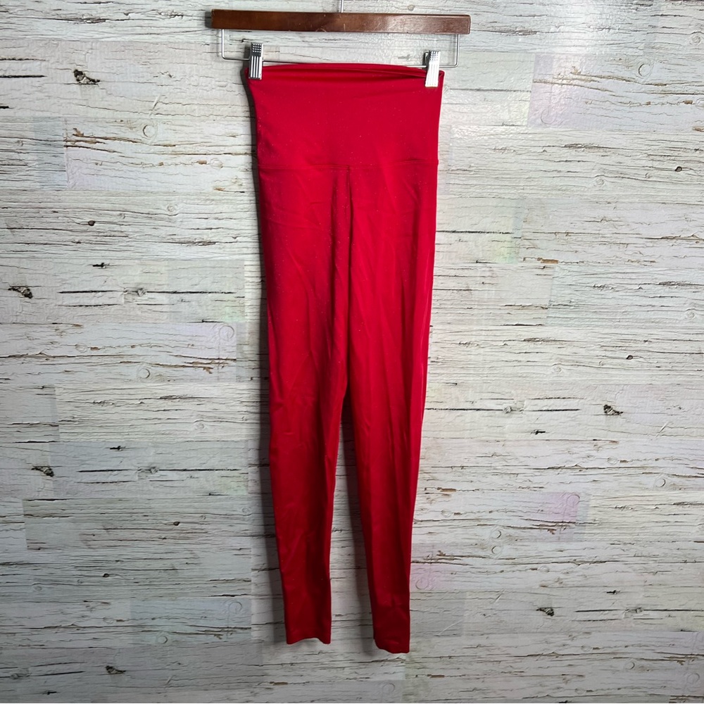 BEACH RIOT High Rise Shine Legging Red Shine Glitter Sparkle Size medium